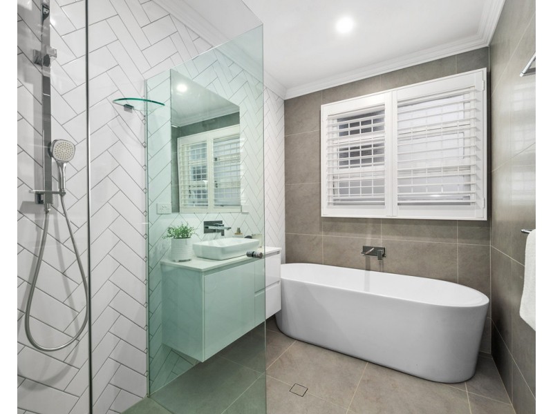 39 Whytecliffe Street, Albion QLD 4010