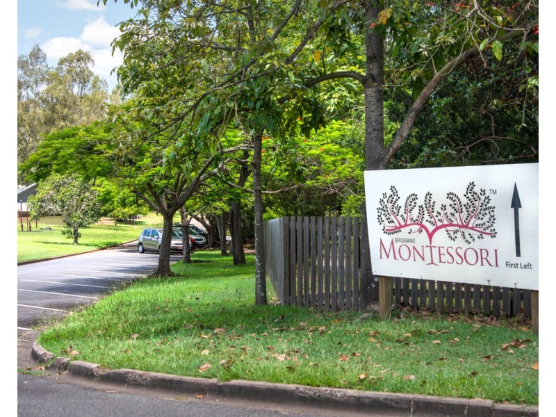 53 Robertson Place, Fig Tree Pocket QLD 4069