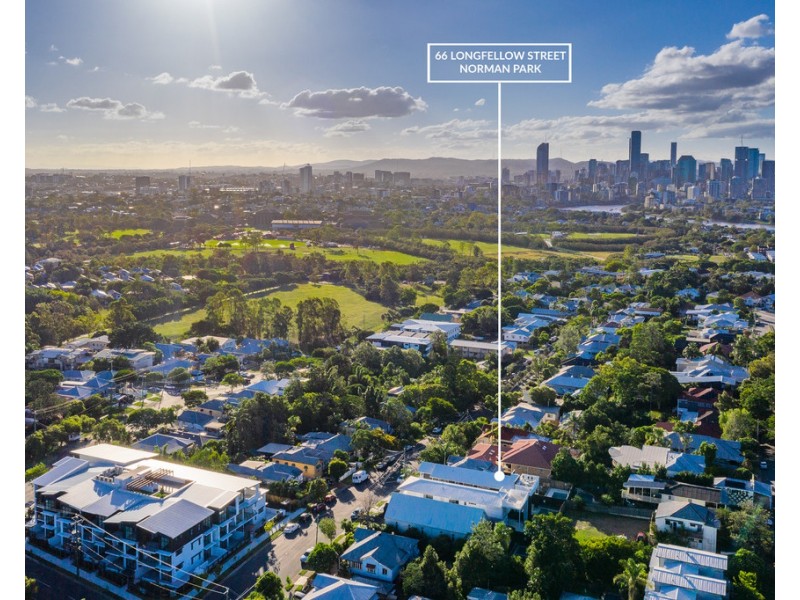 66 Longfellow Street, Norman Park QLD 4170
