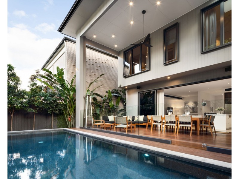 89 Oxlade Drive, New Farm QLD 4005