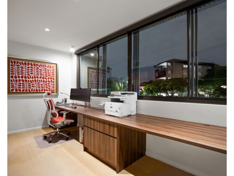 89 Oxlade Drive, New Farm QLD 4005