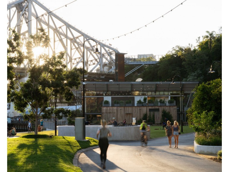 89 Oxlade Drive, New Farm QLD 4005