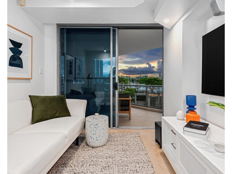 16/78 Cairns Street, Kangaroo Point QLD 4169