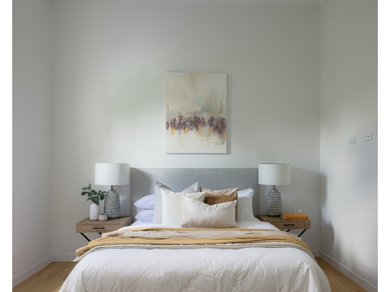 70 Longfellow Street, Norman Park QLD 4170