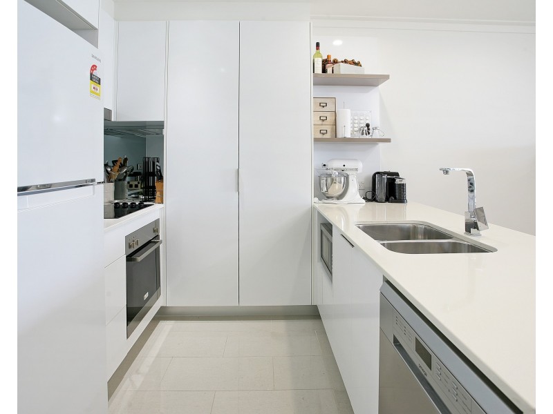 2105/8 Lochaber Street, Dutton Park QLD 4102