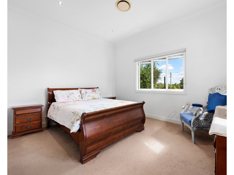 63 Cracknell Road, Annerley QLD 4103