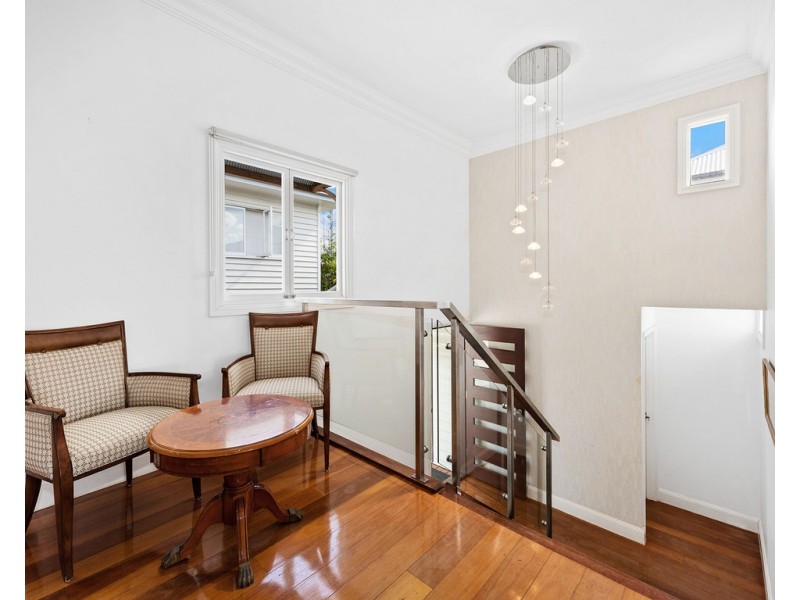 63 Cracknell Road, Annerley QLD 4103