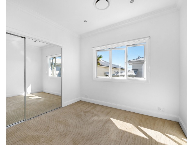 63 Cracknell Road, Annerley QLD 4103