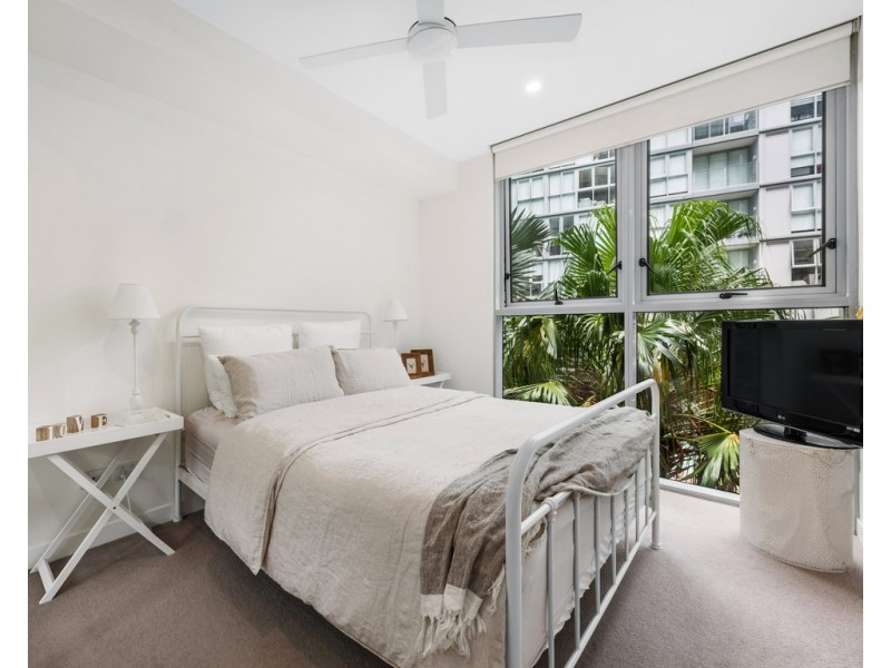 10511/88 Doggett Street, Newstead QLD 4006