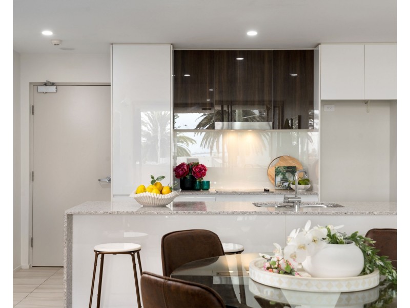 202/8 Hunt Street, Hamilton QLD 4007