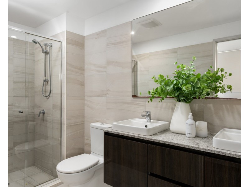 202/8 Hunt Street, Hamilton QLD 4007