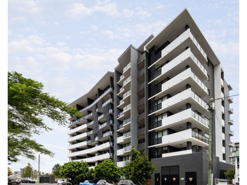202/8 Hunt Street, Hamilton QLD 4007