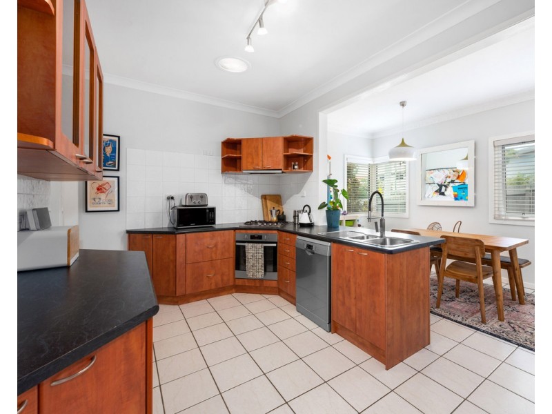 53 Samuel Street, Camp Hill QLD 4152