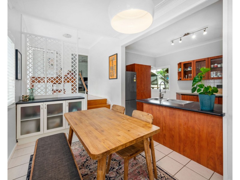 53 Samuel Street, Camp Hill QLD 4152