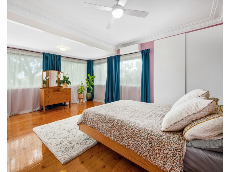 53 Samuel Street, Camp Hill QLD 4152