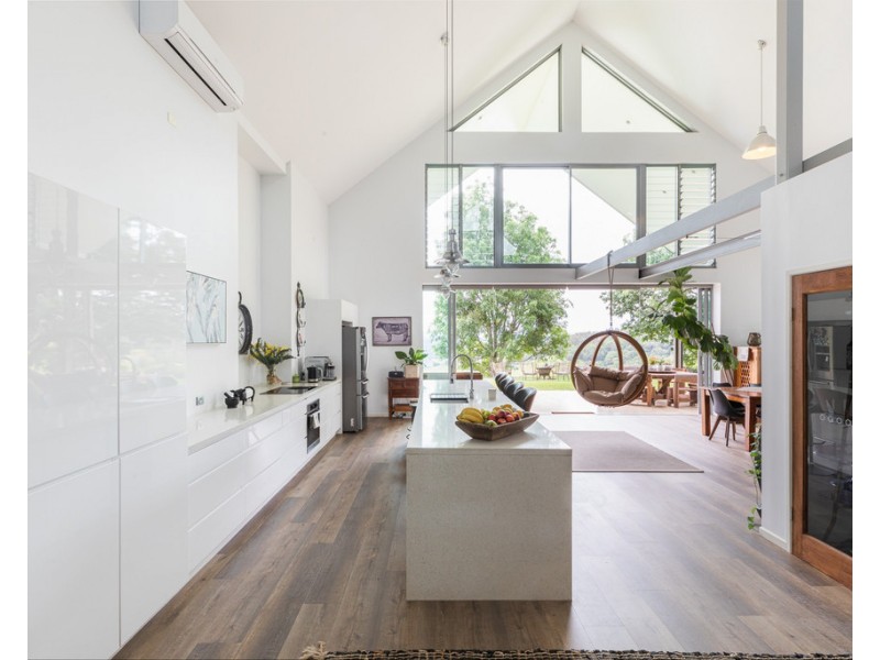 753 Clear Mountain Road, Clear Mountain QLD 4500