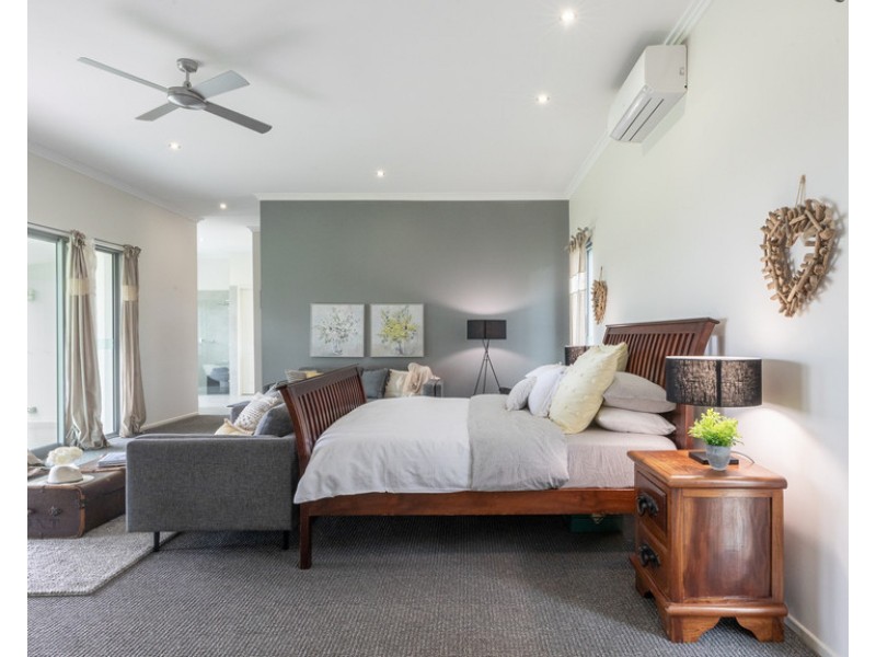 753 Clear Mountain Road, Clear Mountain QLD 4500