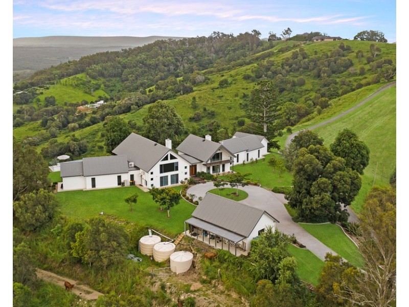 753 Clear Mountain Road, Clear Mountain QLD 4500