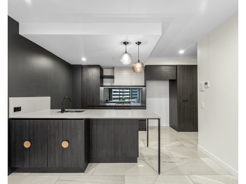 808/71 Doggett Street, Newstead QLD 4006