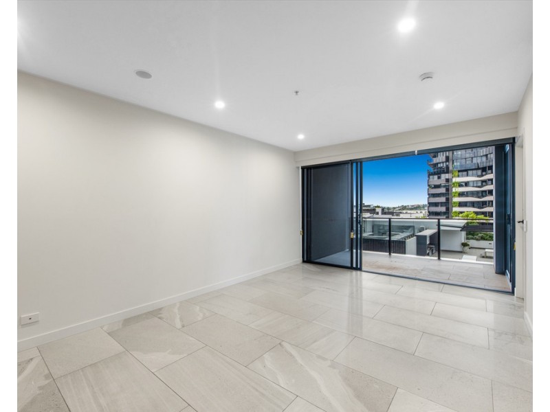 808/71 Doggett Street, Newstead QLD 4006