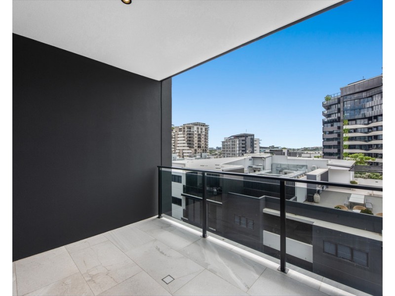 808/71 Doggett Street, Newstead QLD 4006