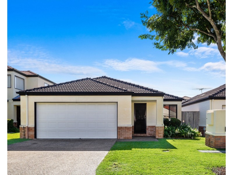 9 Prudence Court, Carina QLD 4152