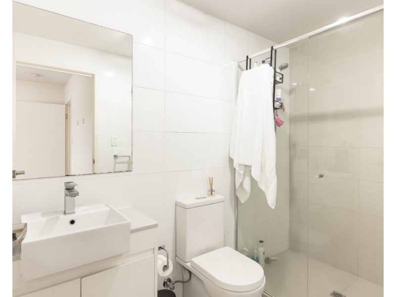 8/115 Richmond Road, Morningside QLD 4170