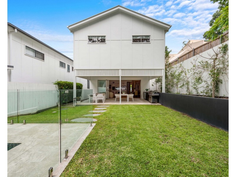 8 Croydon Road, Paddington QLD 4064