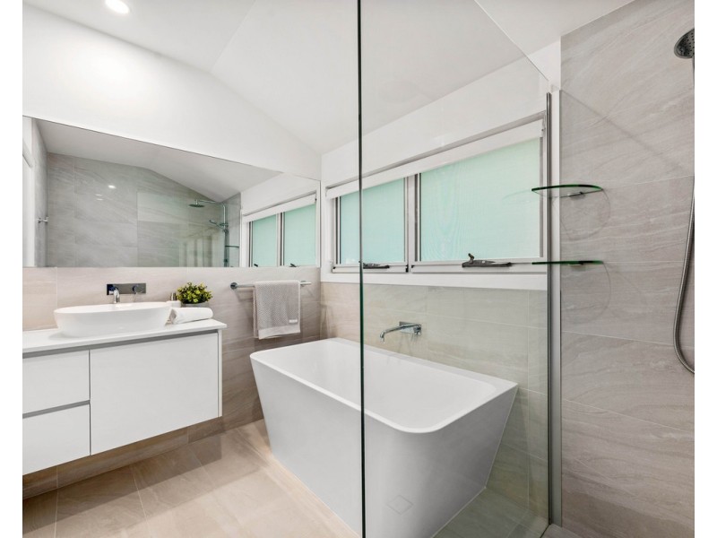 8 Croydon Road, Paddington QLD 4064