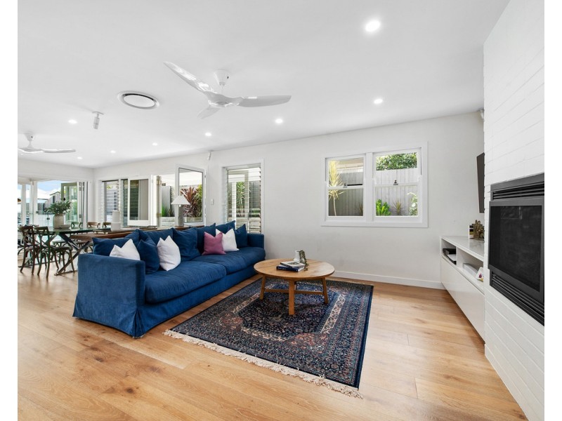 6 Pring Street, Hendra QLD 4011