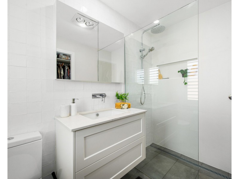 6 Pring Street, Hendra QLD 4011