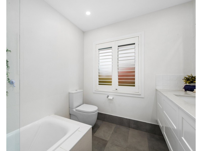 6 Pring Street, Hendra QLD 4011