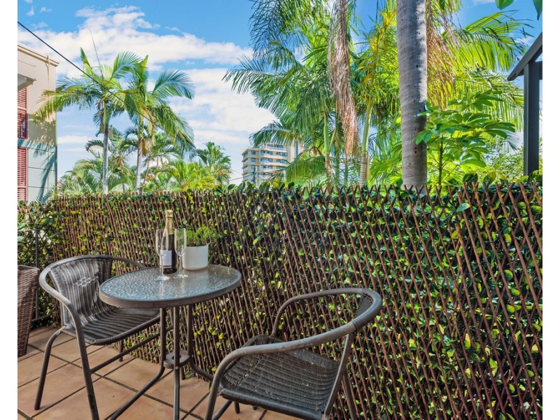 4/28 Hazlewood Street, New Farm QLD 4005