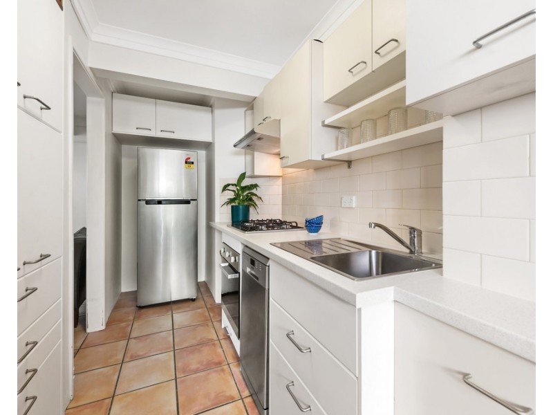 4/28 Hazlewood Street, New Farm QLD 4005