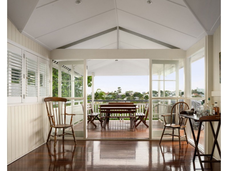 49 Thomas Street, Auchenflower QLD 4066