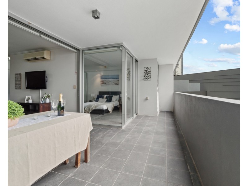 818/43 Hercules Street, Hamilton QLD 4007