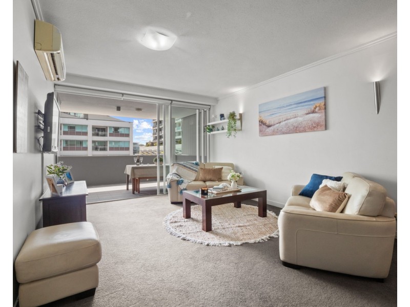 818/43 Hercules Street, Hamilton QLD 4007