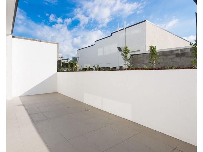 207/8 Masters Street, Newstead QLD 4006