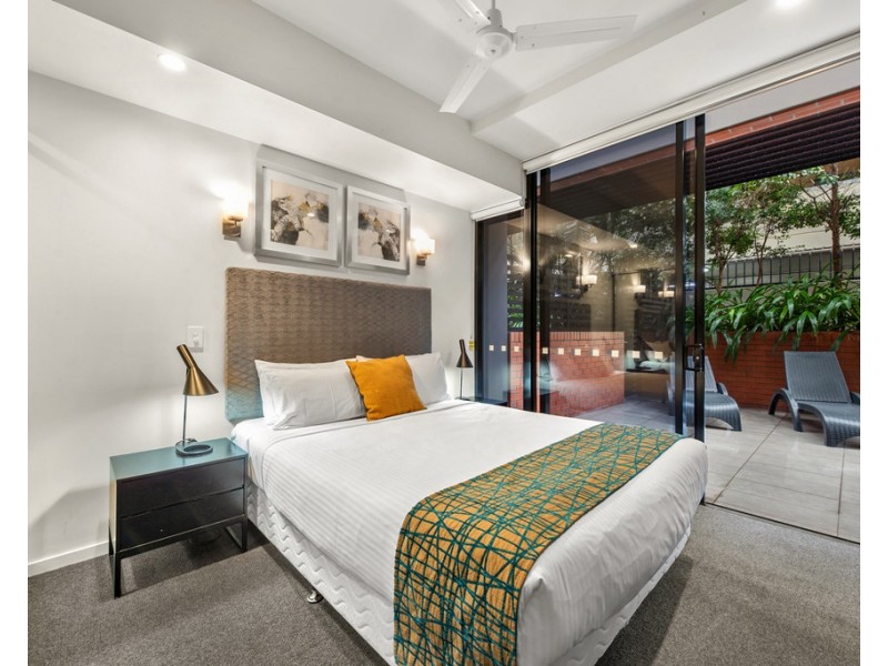 1006/9 Edmondstone Street, South Brisbane QLD 4101