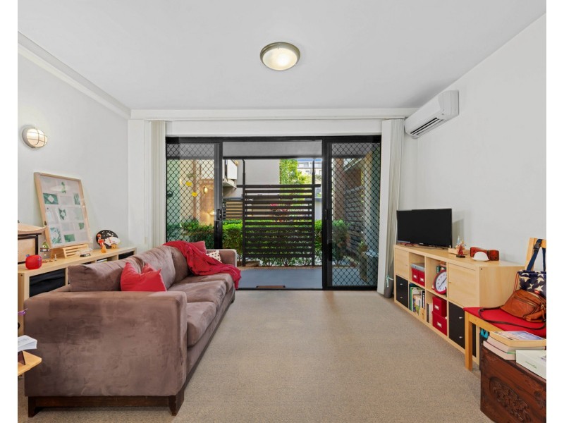 21/139 Commercial Road, Teneriffe QLD 4005