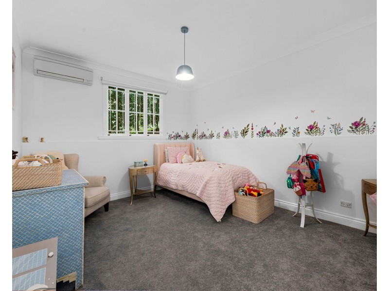 13 Arthur Terrace, Red Hill QLD 4059