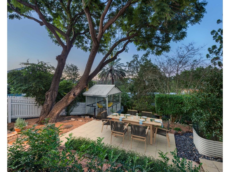 13 Arthur Terrace, Red Hill QLD 4059