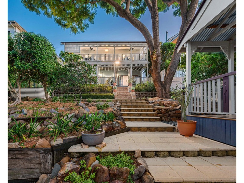 13 Arthur Terrace, Red Hill QLD 4059