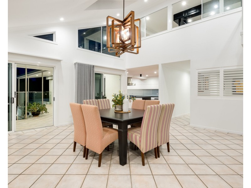 7 Satinwood Court, Bardon QLD 4065