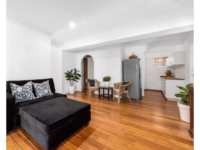 68 Waverley Street, Annerley QLD 4103