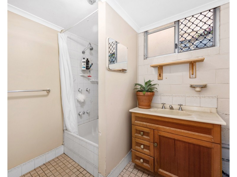 68 Waverley Street, Annerley QLD 4103