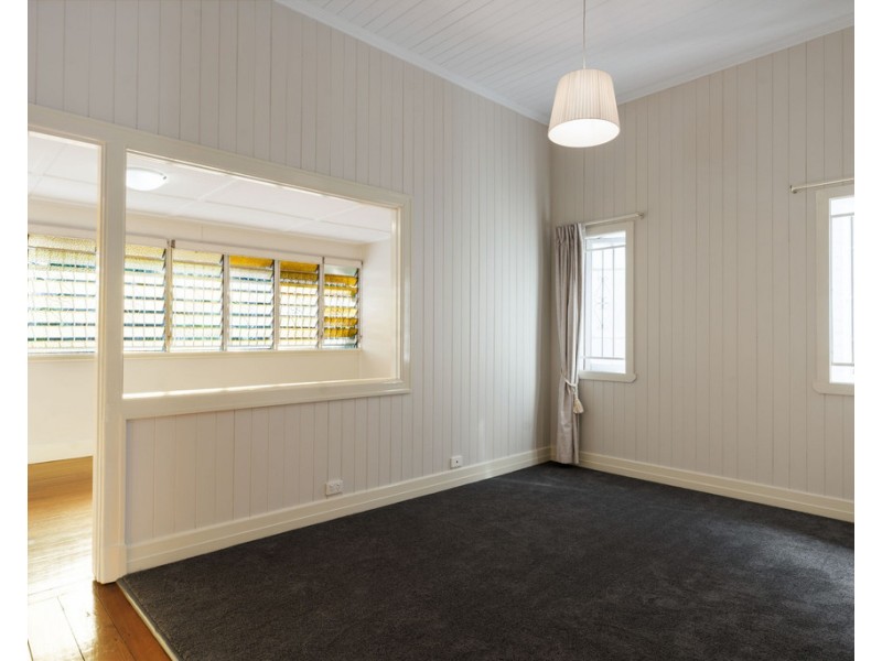 33 Rosina Street, Kangaroo Point QLD 4169