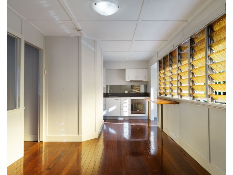 33 Rosina Street, Kangaroo Point QLD 4169