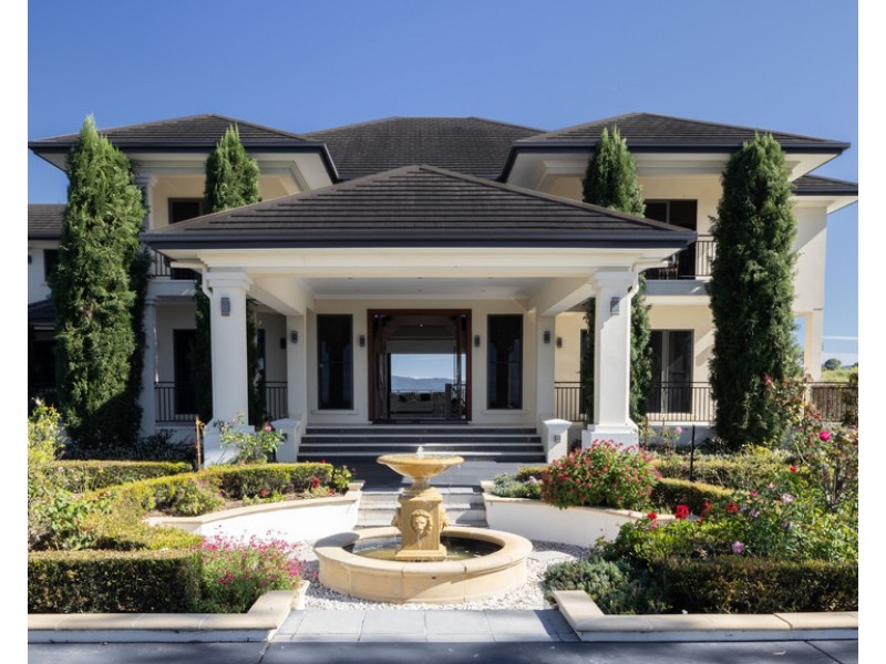 701 Clear Mountain Road, Clear Mountain QLD 4500