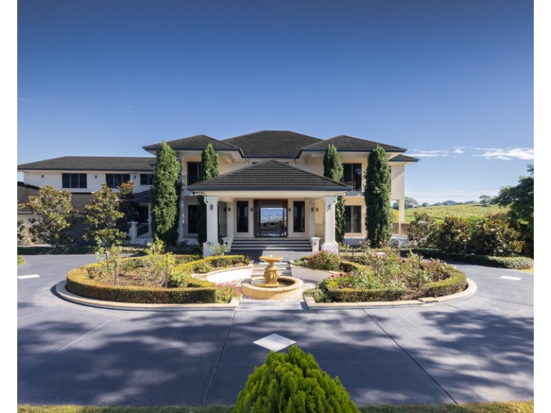 701 Clear Mountain Road, Clear Mountain QLD 4500